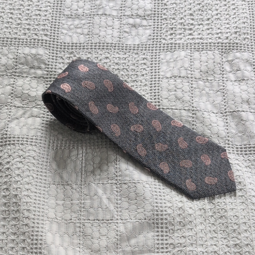 Gray Paisley Men's Tie